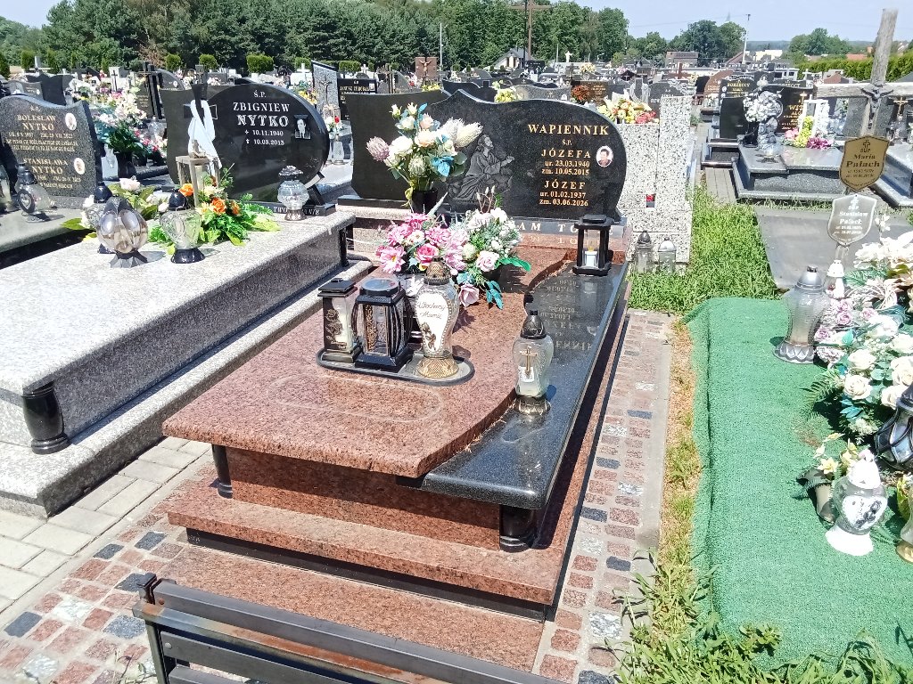 Grób Józef Wapiennik